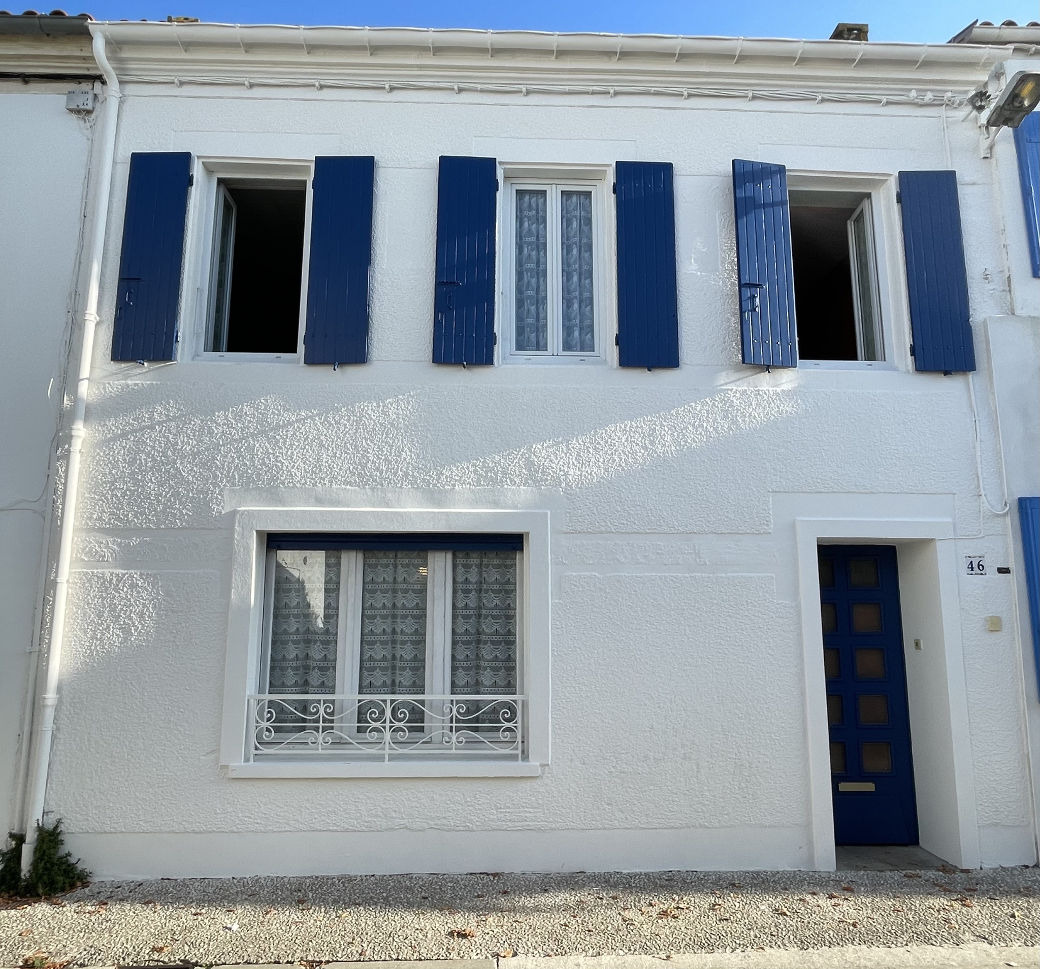Photo 2